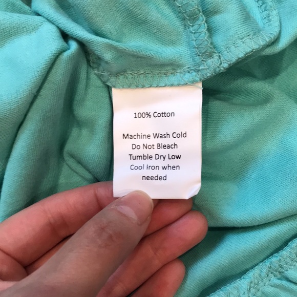 🆕 Bundle of 2 sleeveless tops - NWT - Picture 4 of 4